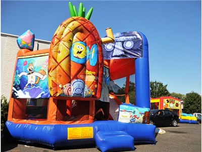 Guangzhou Inflatables Combo-5-in-1 Inflatable Cartoon Bounce House With Slide BY-IC-023